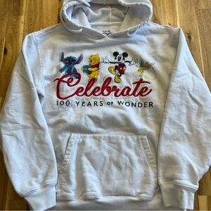 Disney 100 Years of Wonder Hoodie Celebrate Characters White M (7–9)